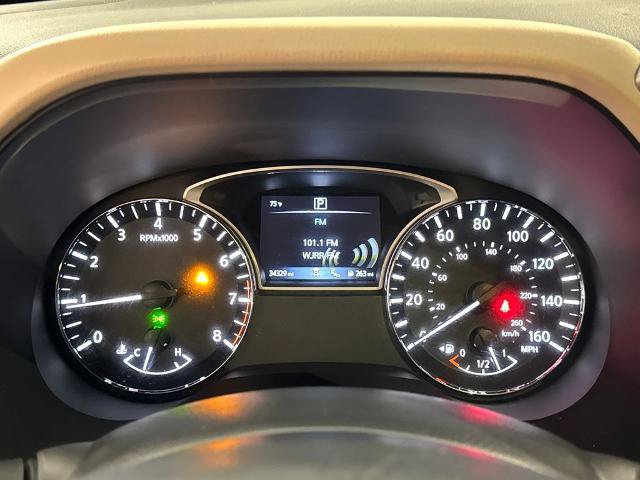 Used 2018 Nissan Pathfinder Platinum FWD image 25