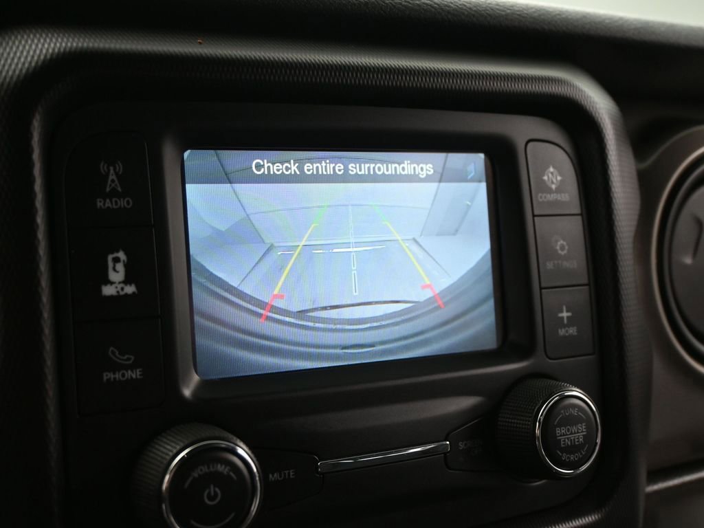 Used 2018 Jeep Wrangler Unlimited Sport image 42