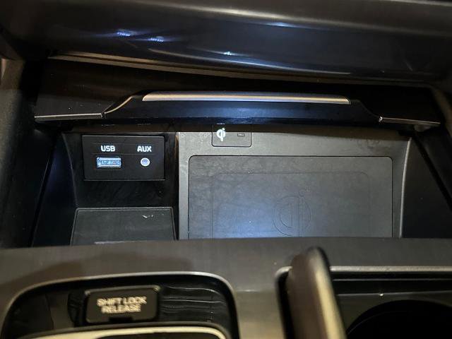 Used 2018 Genesis G80 3.8 w/ Option Group 02 image 29