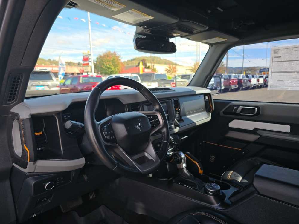 Certified 2022 Ford Bronco Badlands w/ Sasquatch Package AWD/4WD image 9
