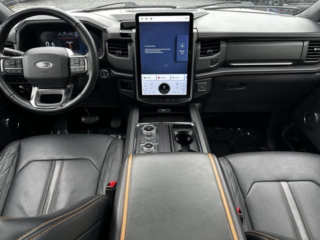 Certified 2023 Ford Expedition Platinum AWD/4WD image 15