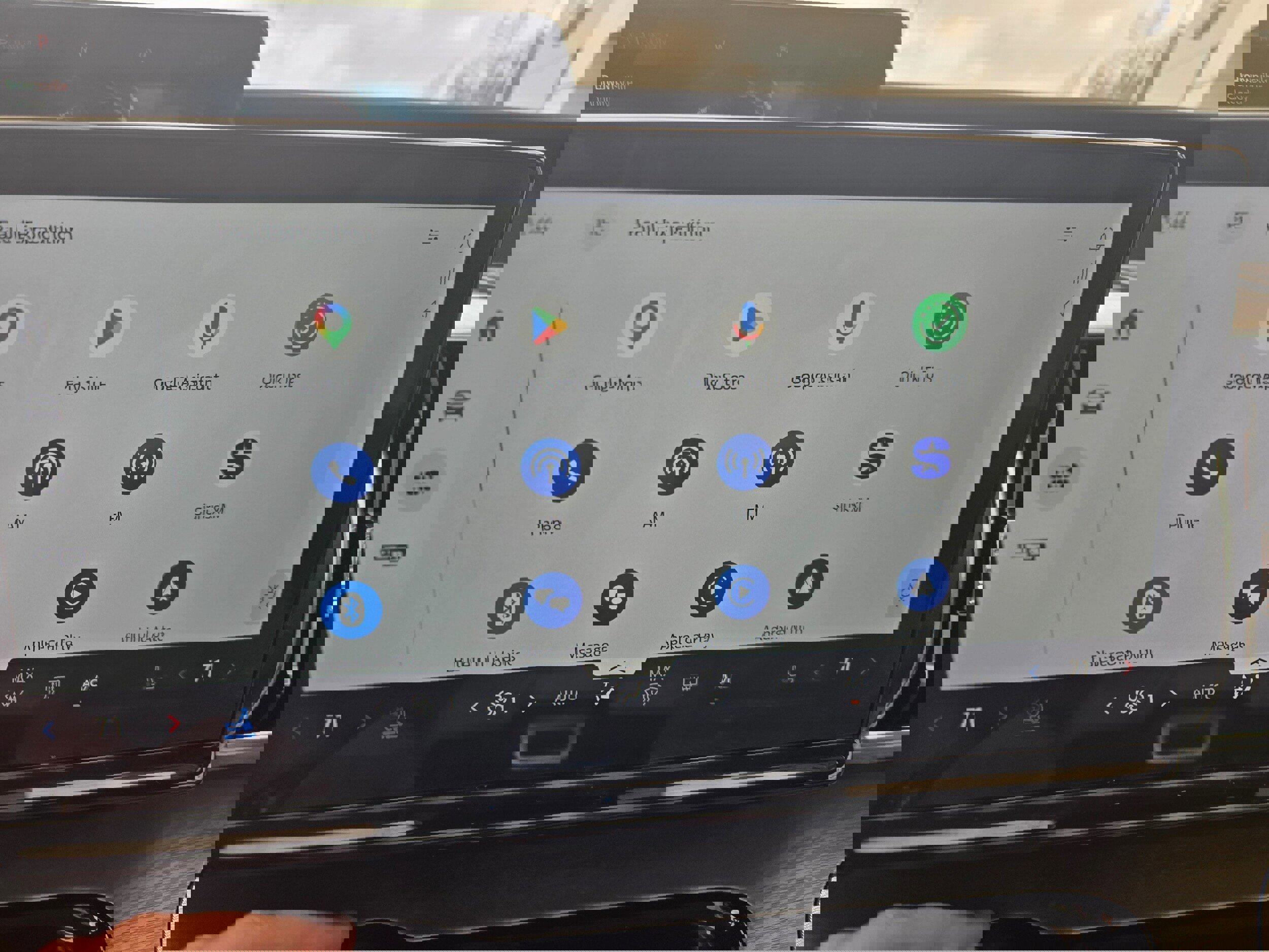 Certified 2025 Ford Expedition Platinum image 21