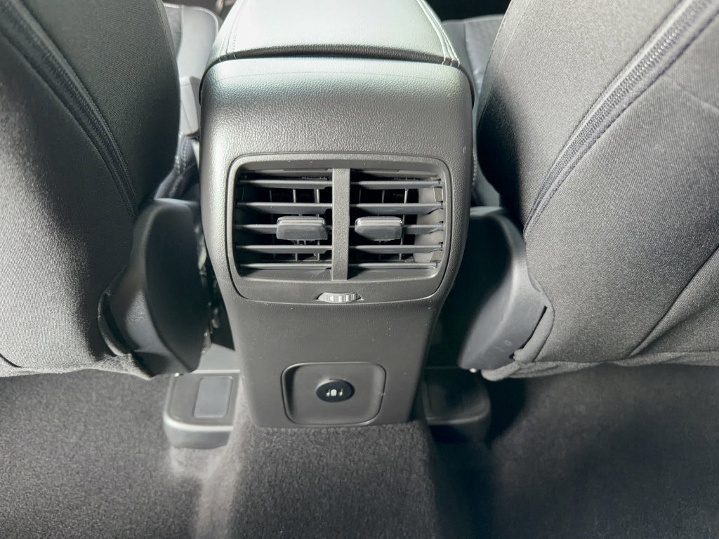 Certified 2025 Ford Escape Active w/ Tech Pack #1 image 30