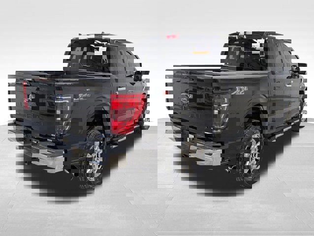 Certified 2021 Ford F150 XLT w/ Equipment Group 302A High image 3