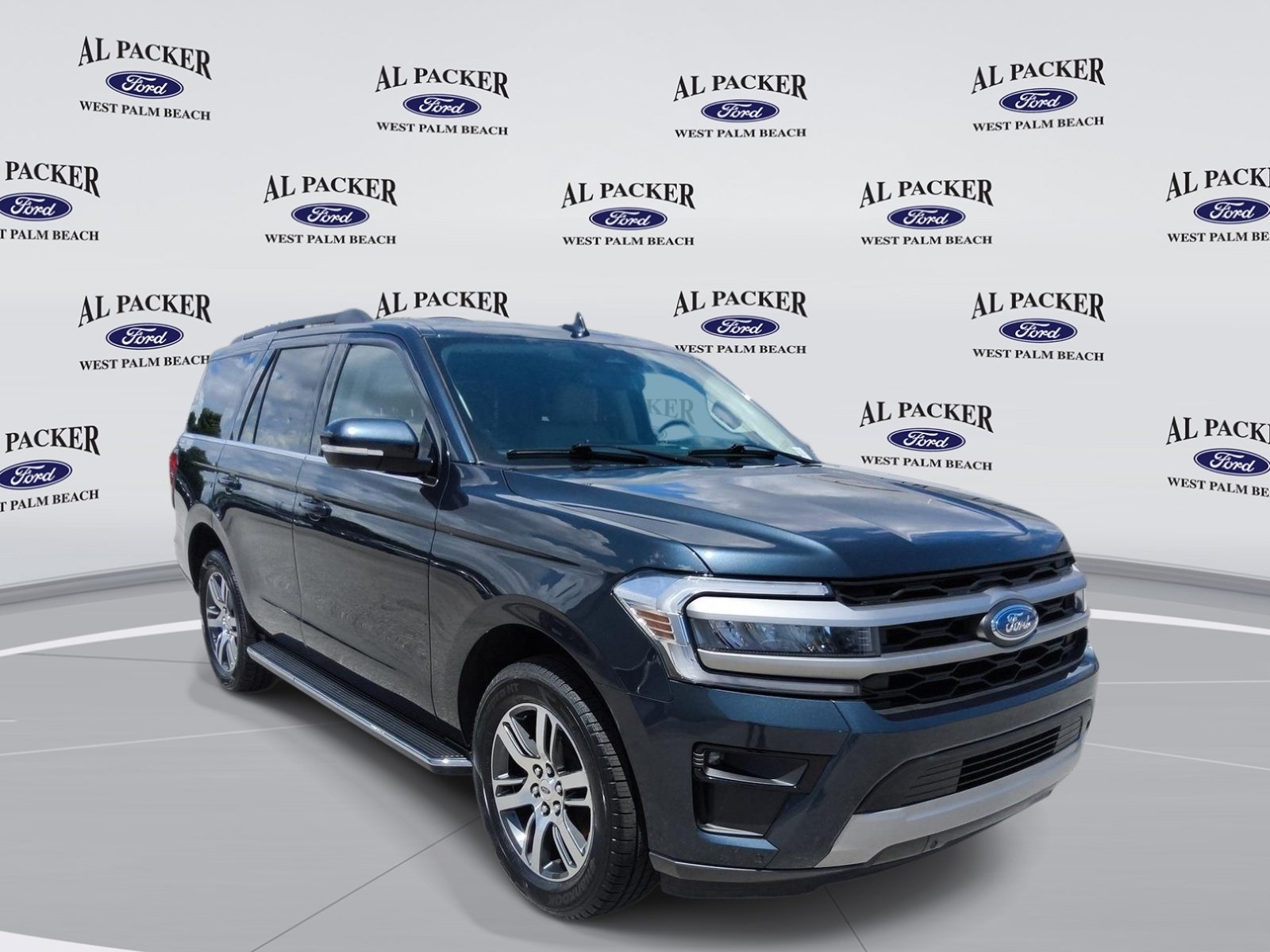 Certified 2023 Ford Expedition XLT RWD image 7