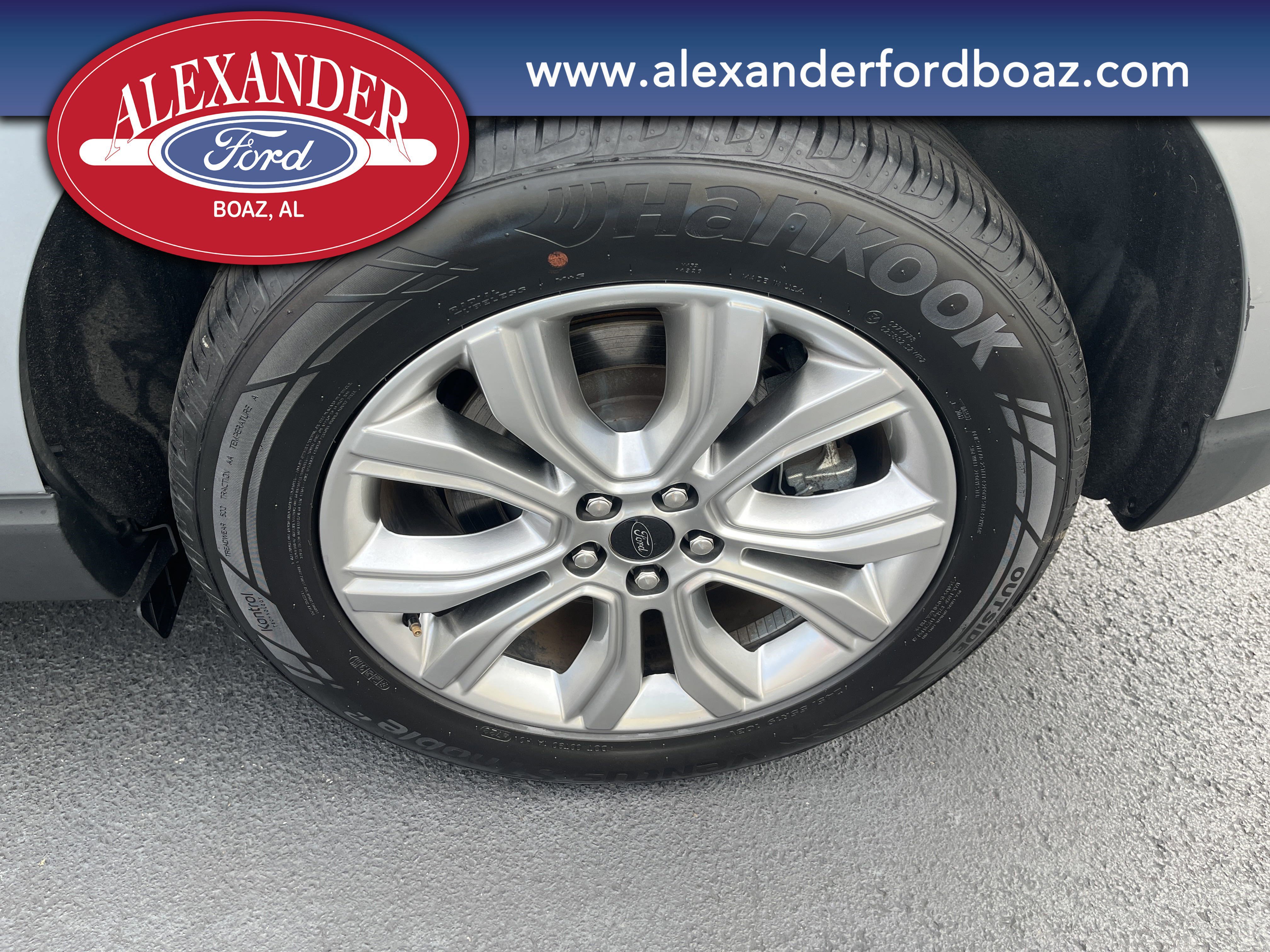 Certified 2024 Ford Edge Titanium image 7