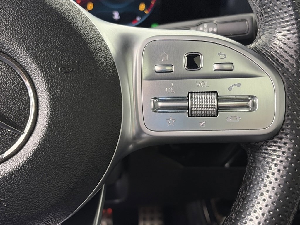 Used 2019 Mercedes-Benz A 220 4MATIC image 18