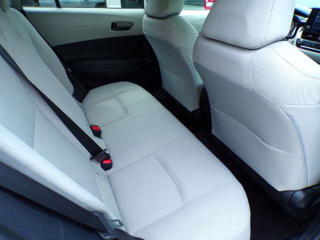 Used 2022 Toyota Corolla Cross LE AWD/4WD image 12