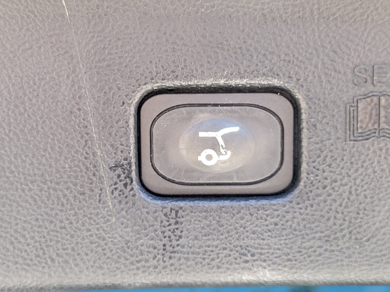 Certified 2022 Ford Edge ST-Line image 33