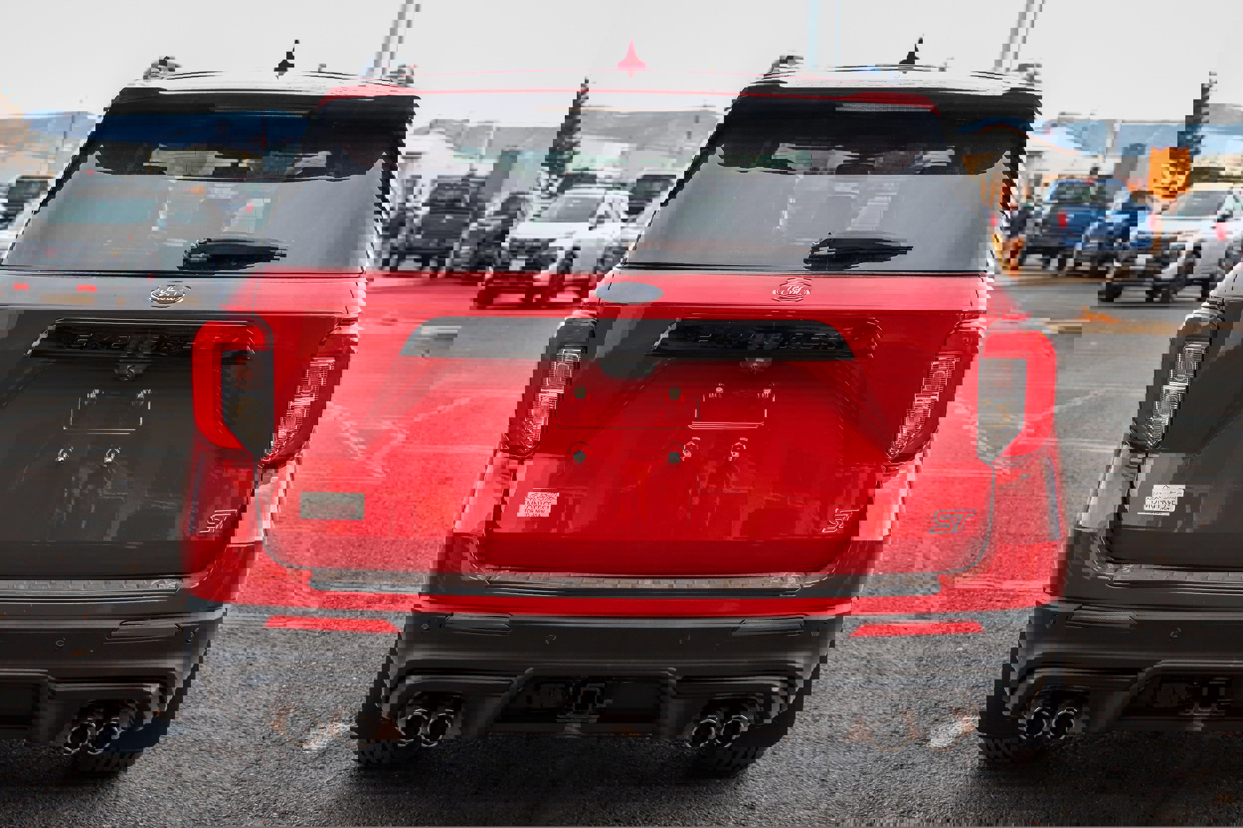 Certified 2020 Ford Explorer ST w/ ST Street Pack image 4