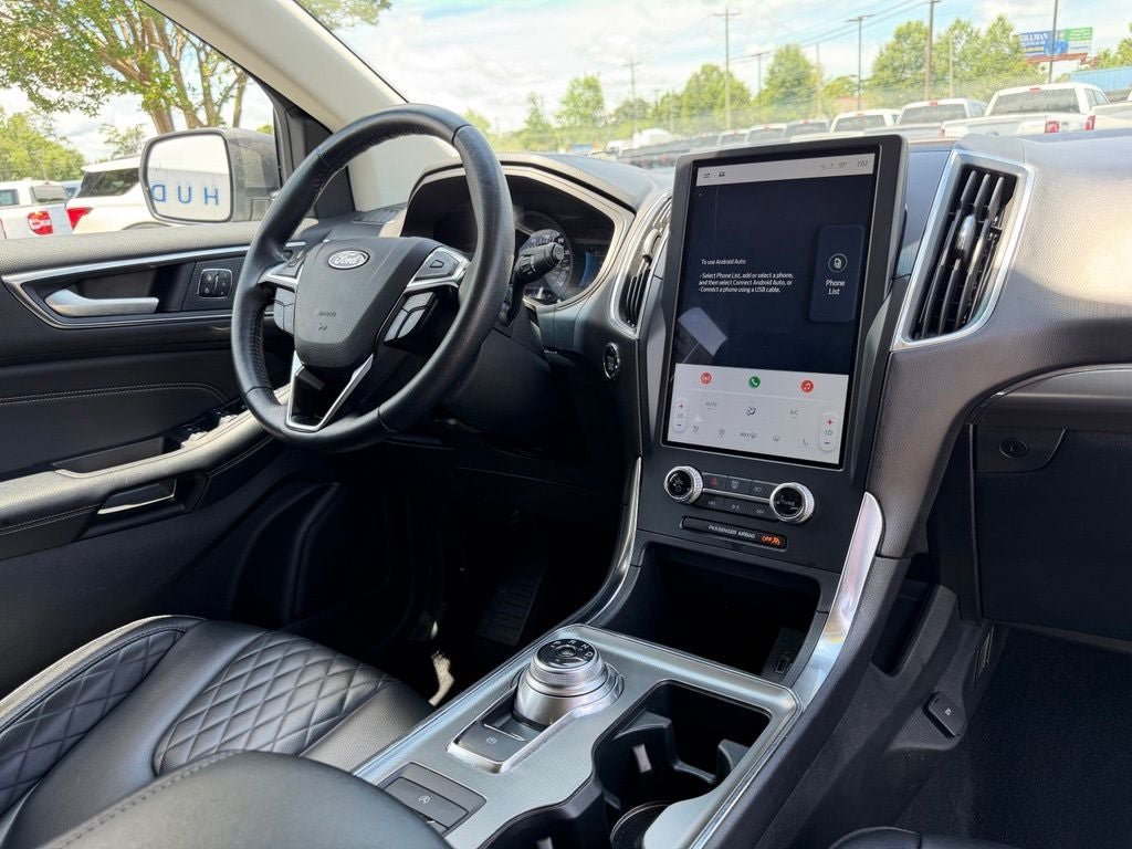 Certified 2024 Ford Edge Titanium AWD/4WD image 14
