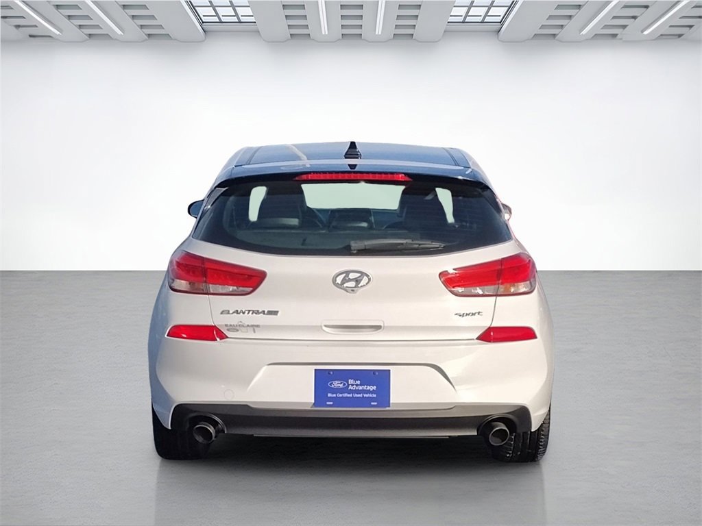 Used 2018 Hyundai Elantra GT Sport w/ Sport Tech Package 04 image 4