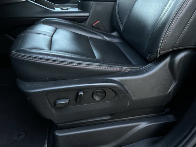 Used 2021 Chevrolet Tahoe RST AWD/4WD image 13