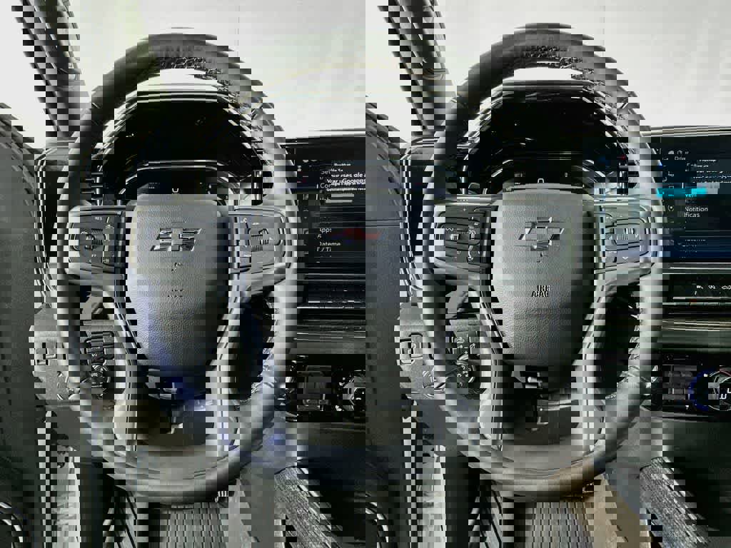 Used 2024 Chevrolet Silverado 1500 RST w/ Z71 Off-Road Package image 19