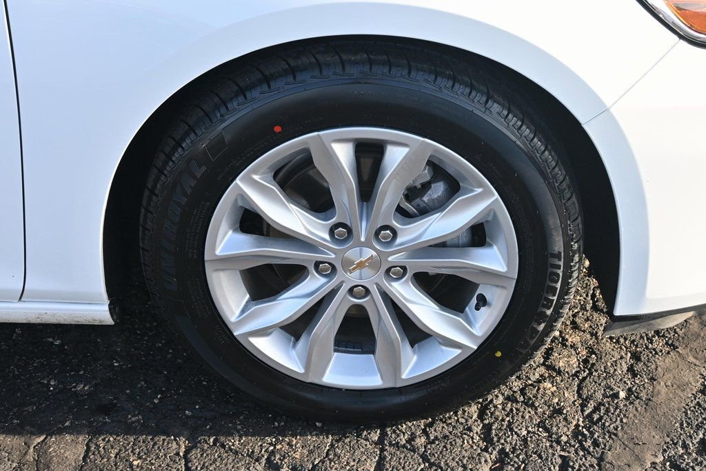 Used 2024 Chevrolet Malibu LT image 16