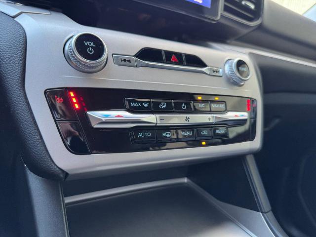 Certified 2023 Ford Explorer XLT image 23