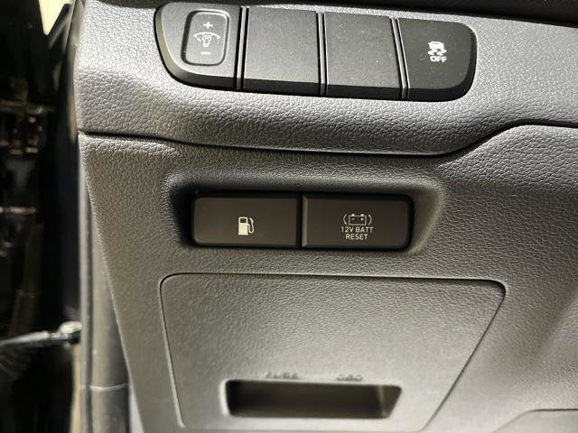 Used 2018 Hyundai Ioniq Blue image 13