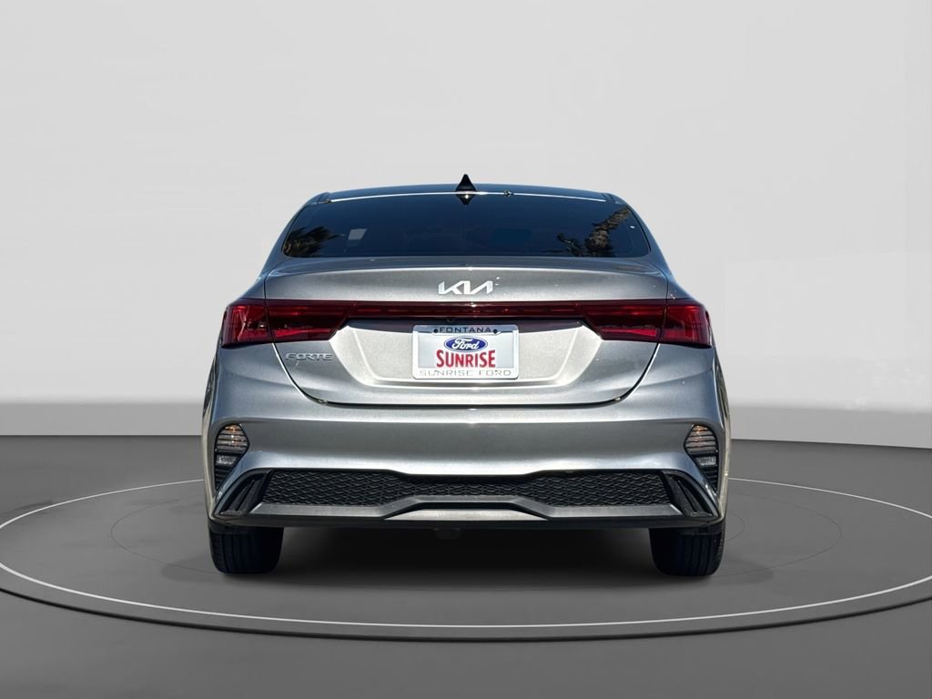 Used 2024 Kia Forte LXS w/ LXS Technology Package image 3