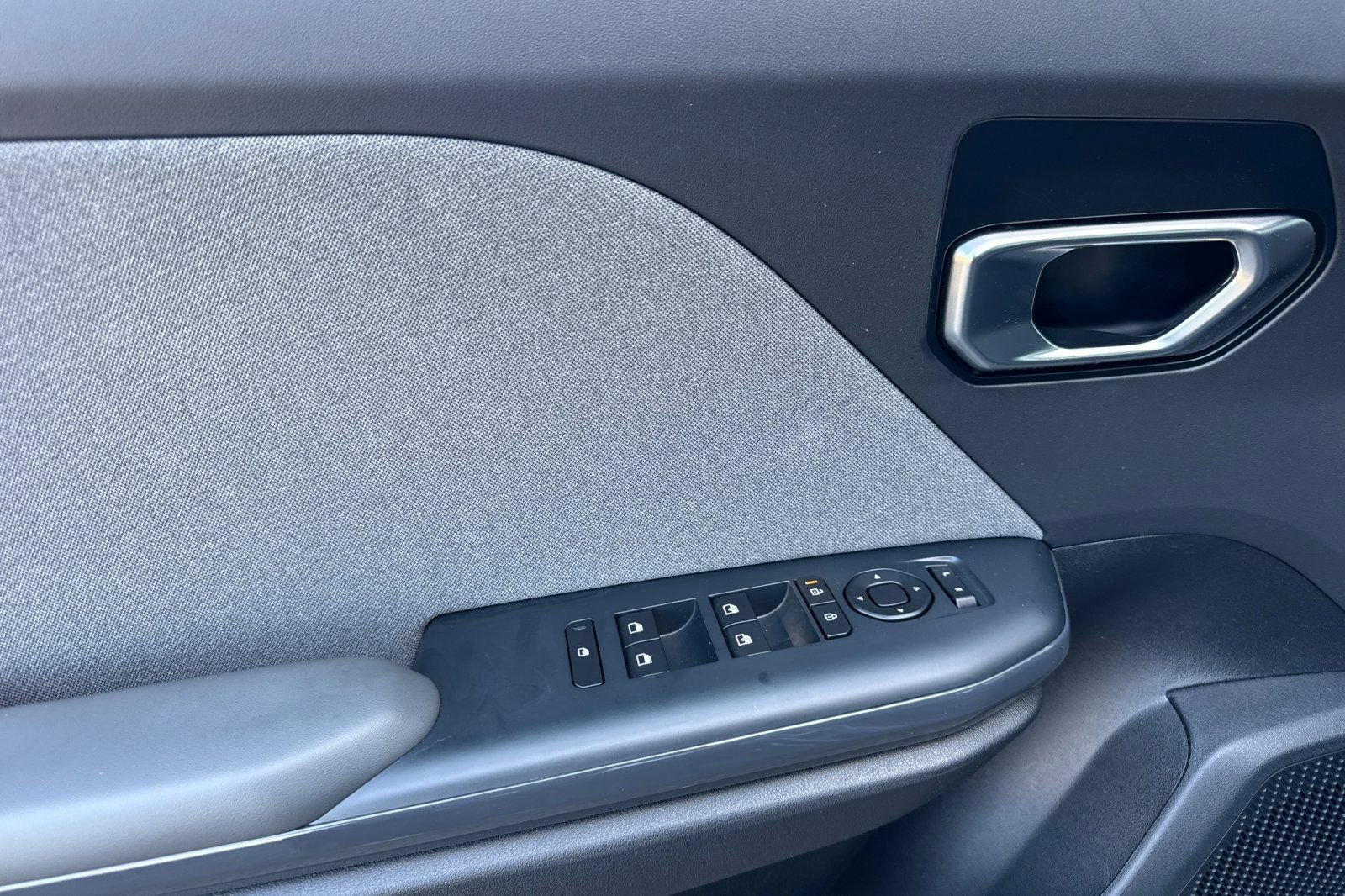 Used 2025 Kia K4 EX FWD image 11