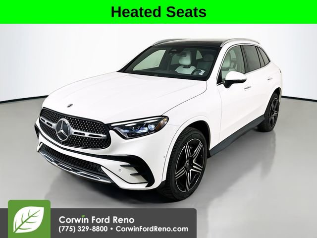 Used 2023 Mercedes-Benz GLC 300 4MATIC image 3