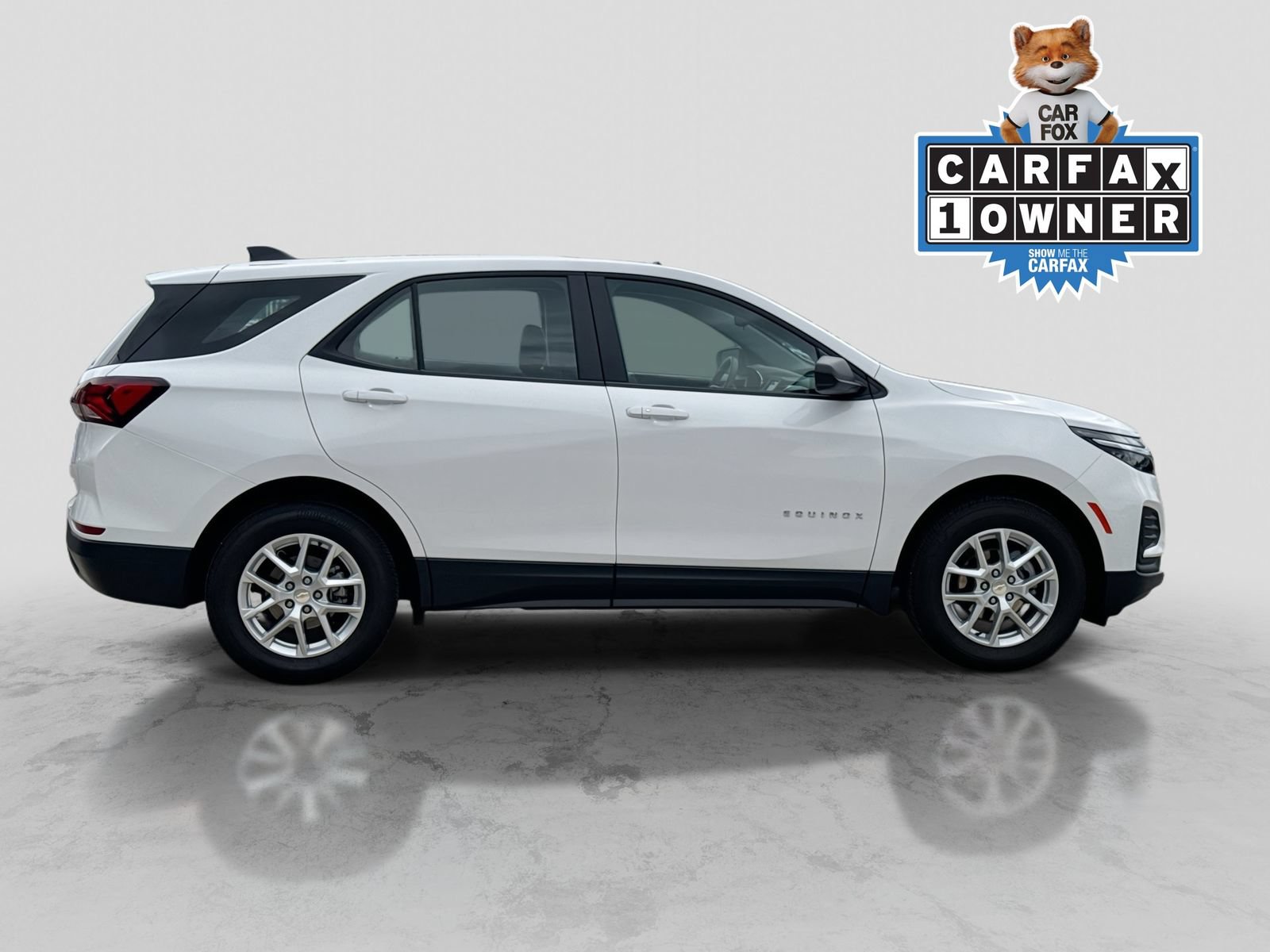 Used 2023 Chevrolet Equinox LS w/ LPO, Floor Liner Package AWD/4WD image 9