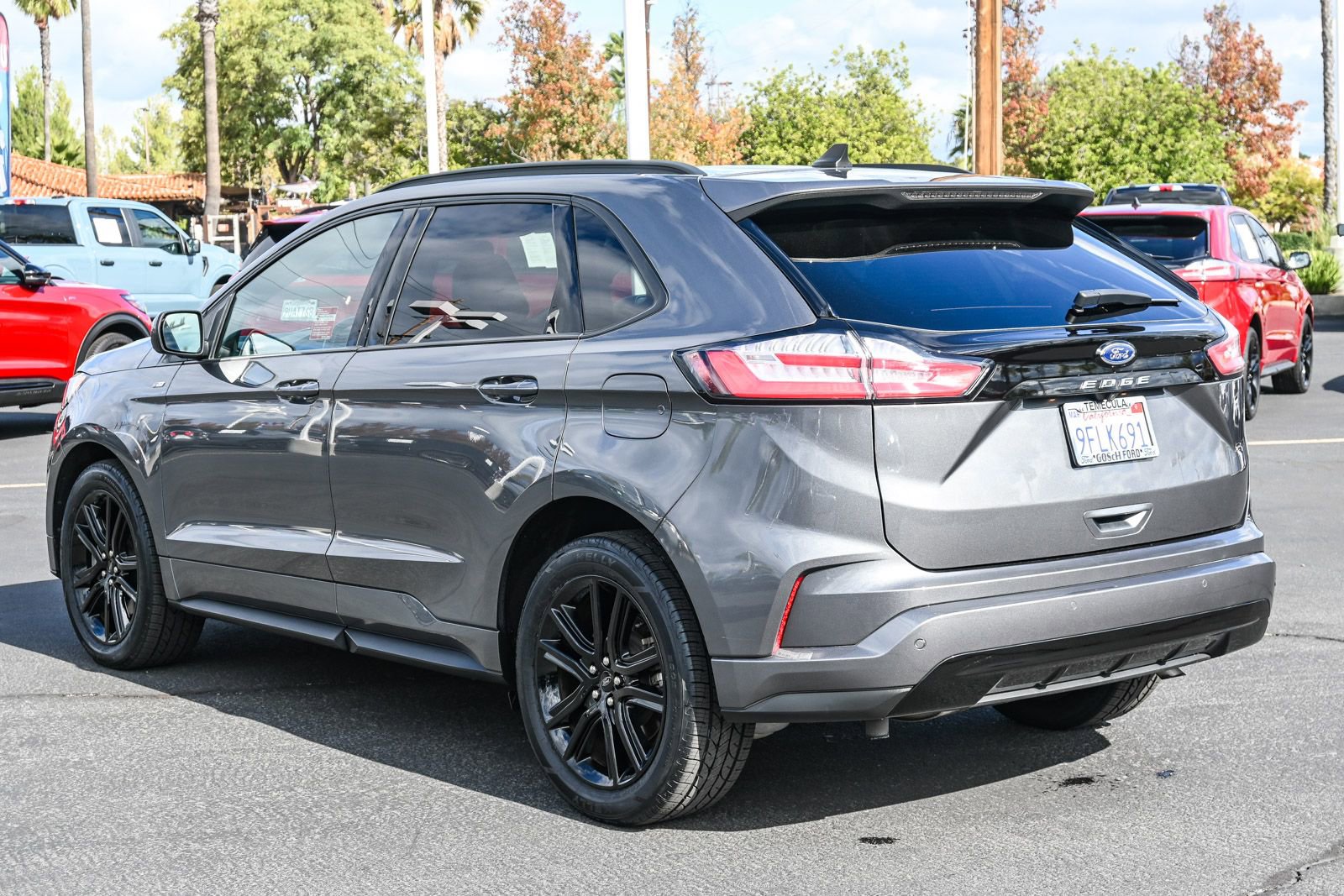 Certified 2023 Ford Edge ST-Line image 7