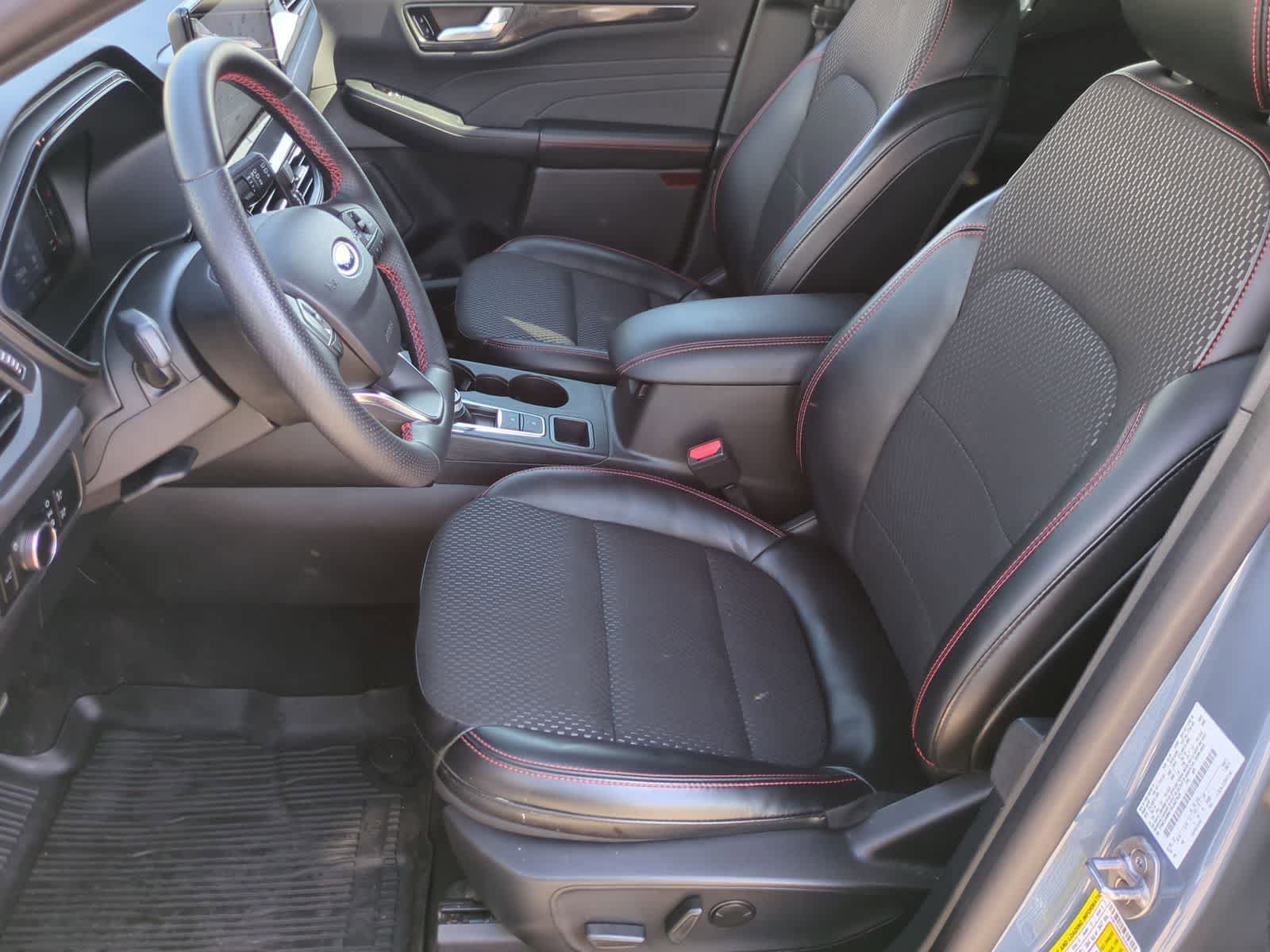 Certified 2024 Ford Escape ST-Line w/ Tech Pack #1 AWD/4WD image 16