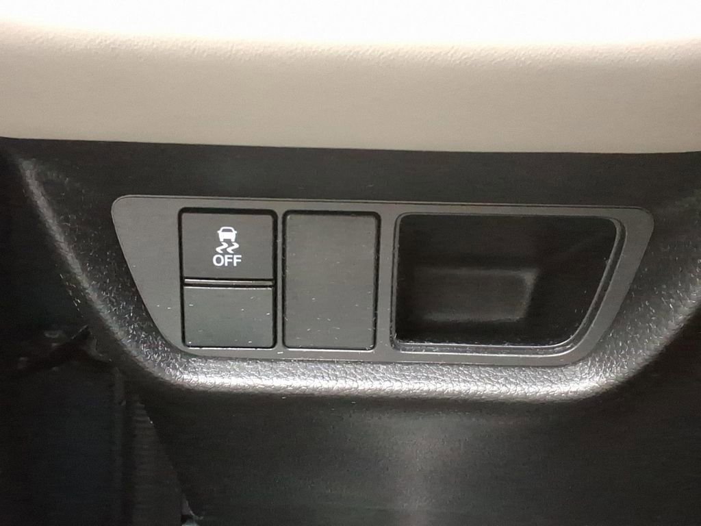 Used 2024 Honda HR-V LX image 17