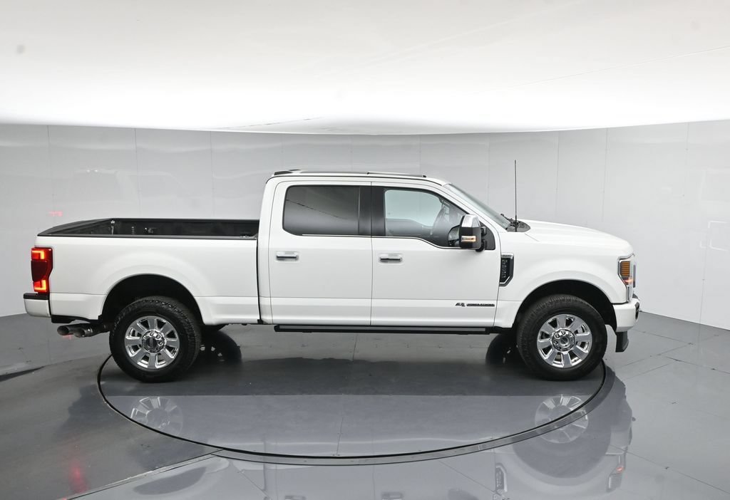 Certified 2022 Ford F250 Platinum w/ FX4 Off-Road Package AWD/4WD image 43