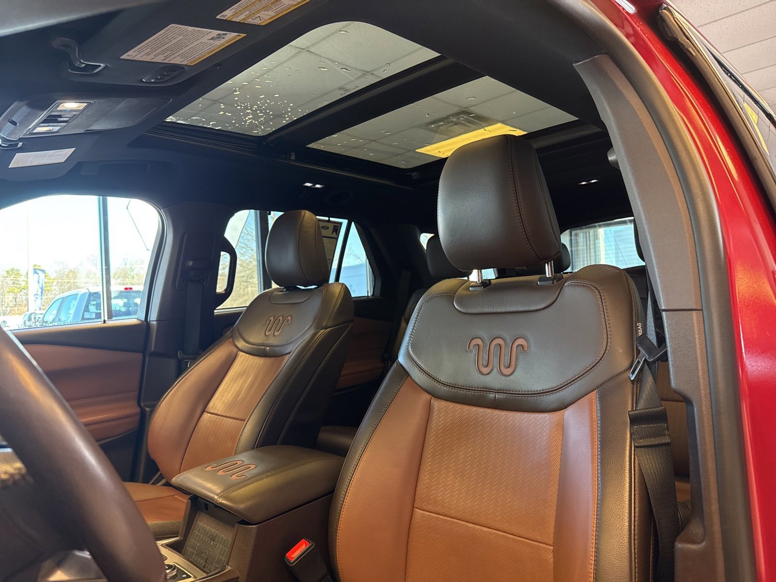 Certified 2022 Ford Explorer King Ranch w/ Class IV Trailer Tow Package image 17