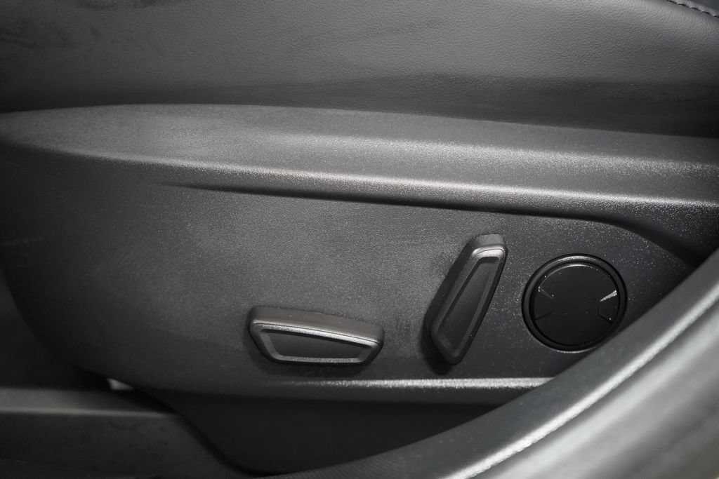 Certified 2025 Ford Mustang Mach-E Premium AWD/4WD image 24