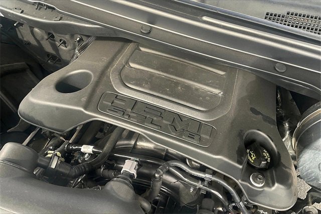 Used 2019 RAM 1500 Laramie image 35