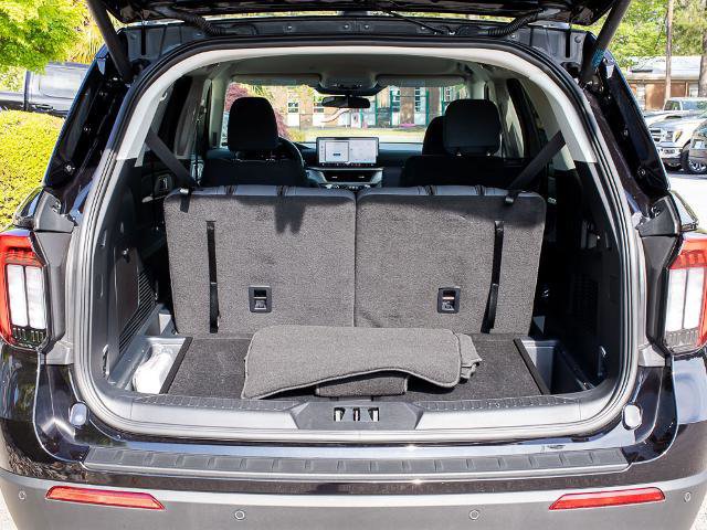 Certified 2025 Ford Explorer Active AWD/4WD image 23