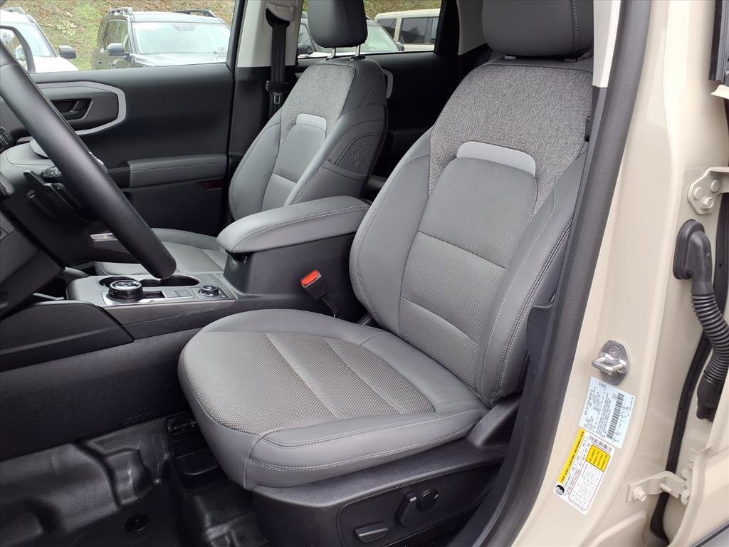 Certified 2025 Ford Bronco Sport Badlands image 9