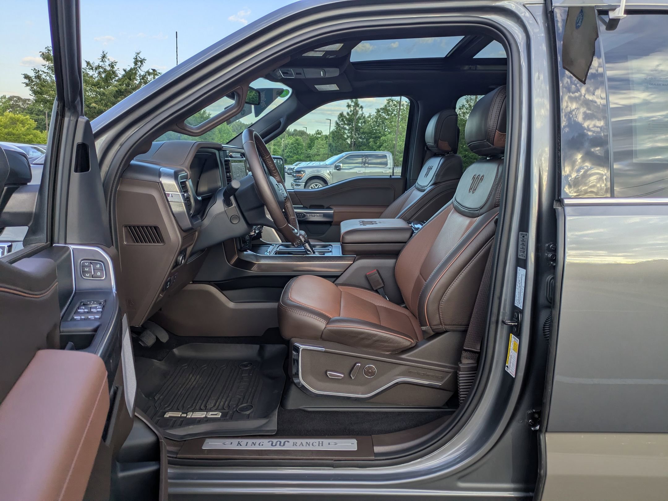Certified 2025 Ford F150 King Ranch AWD/4WD image 13