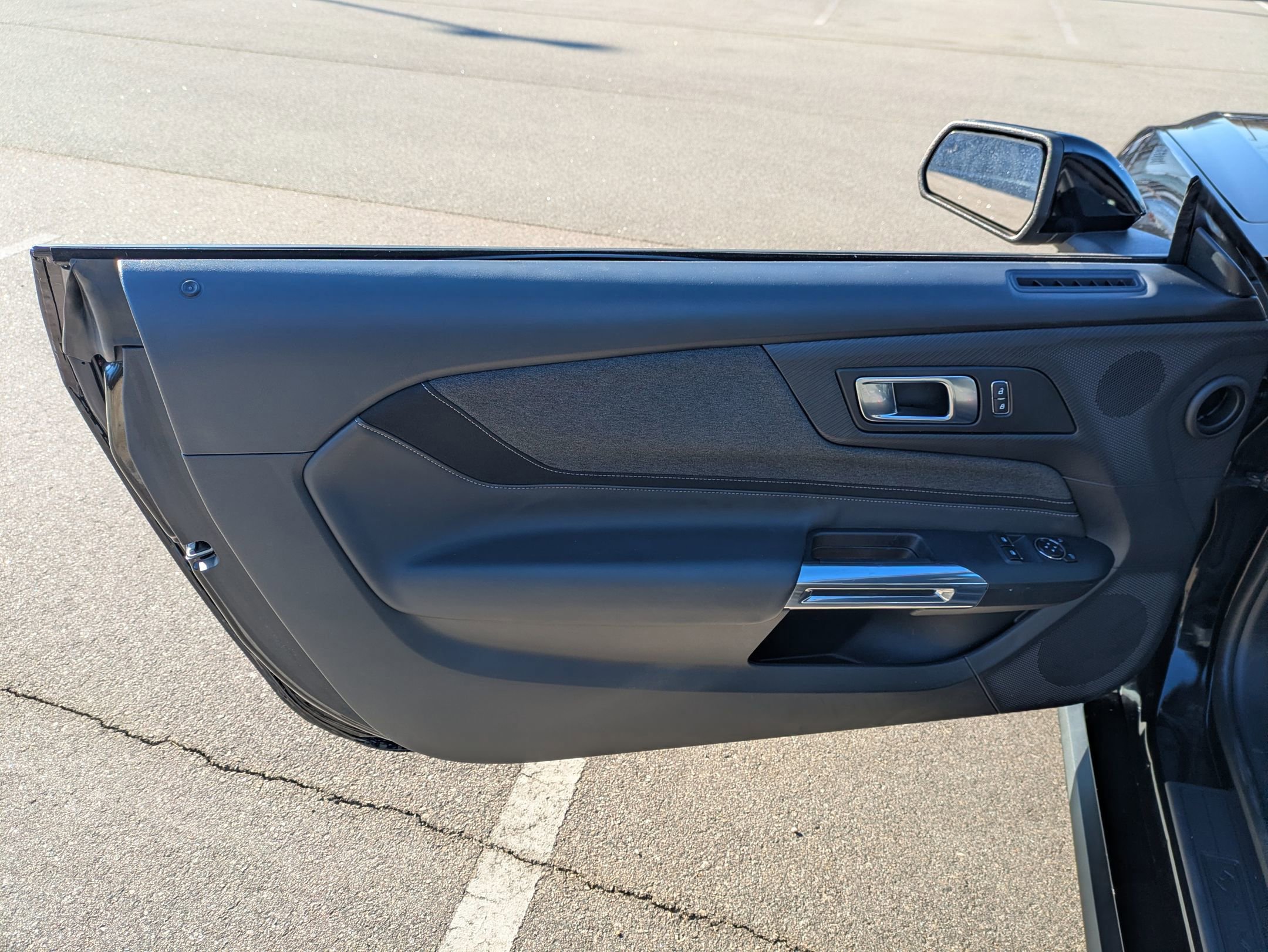 Certified 2024 Ford Mustang Coupe image 15