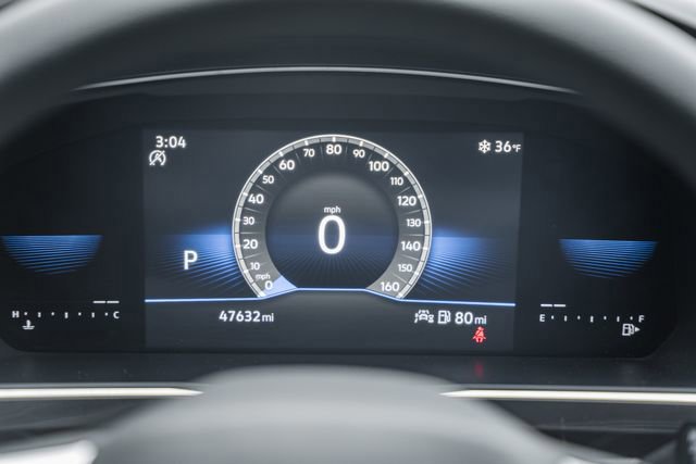 Used 2023 Volkswagen Tiguan S image 37