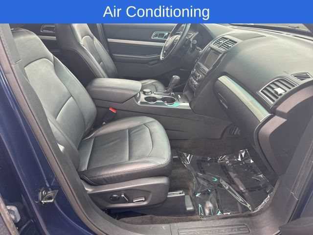 Certified 2017 Ford Explorer XLT w/ Equipment Group 202A AWD/4WD image 22