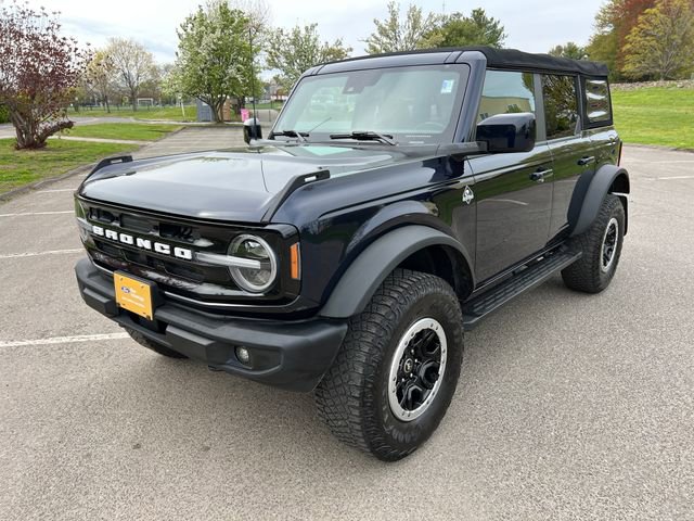 Certified 2021 Ford Bronco Outer Banks w/ Sasquatch Package AWD/4WD image 5