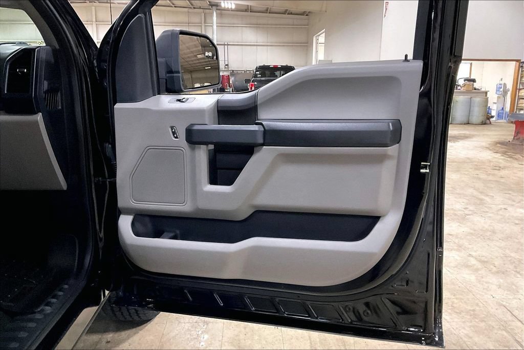 Certified 2019 Ford F150 XL w/ Equipment Group 101A Mid AWD/4WD image 22