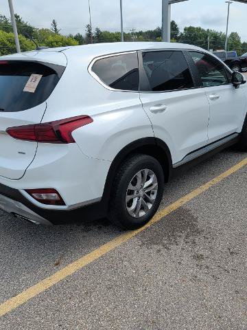 Used 2019 Hyundai Santa Fe SE AWD/4WD image 3