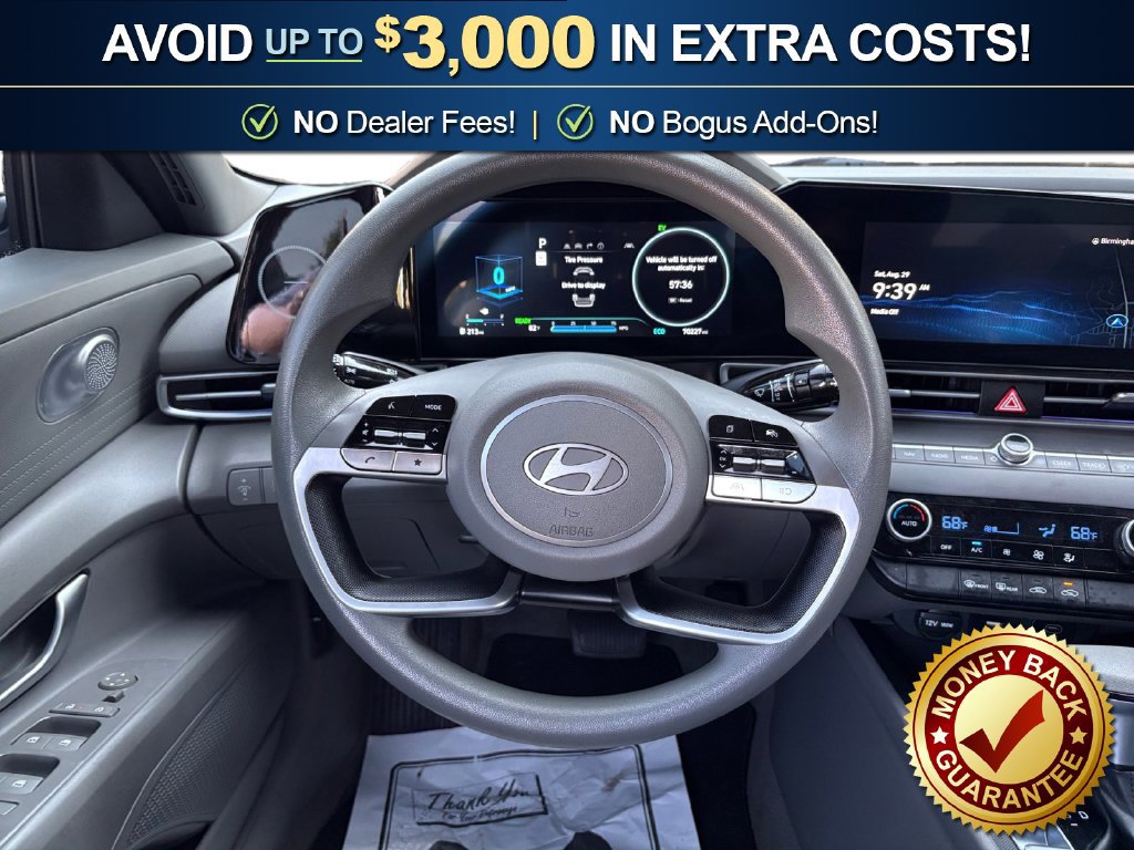 Used 2024 Hyundai Elantra Blue FWD image 18