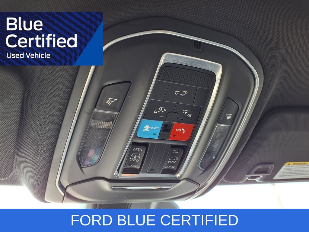 Used 2023 Jeep Grand Cherokee L Laredo RWD image 23