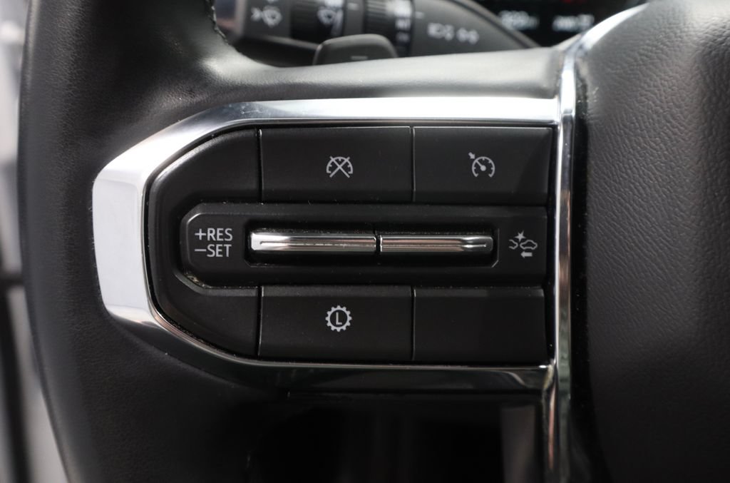 Used 2024 GMC Acadia Elevation AWD/4WD image 31