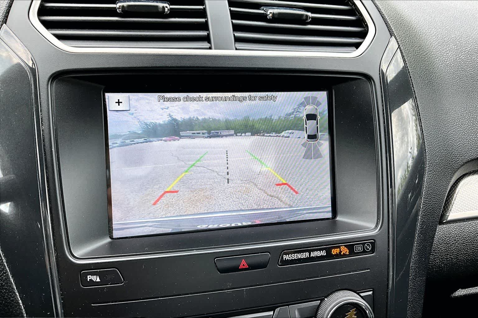 Certified 2018 Ford Explorer XLT w/ Equipment Group 201A AWD/4WD image 29