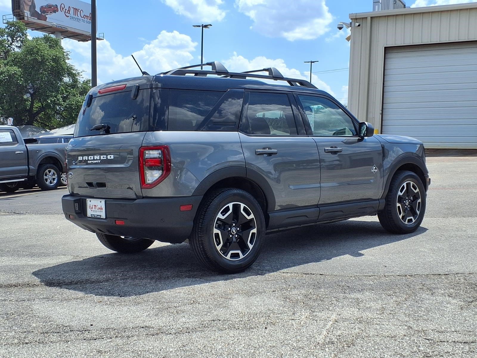 Certified 2024 Ford Bronco Sport Outer Banks w/ Tech Package AWD/4WD image 6