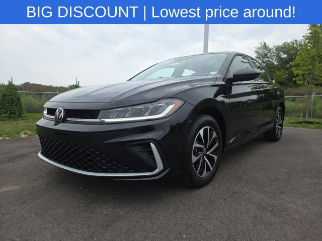 Used 2025 Volkswagen Jetta S FWD image 2