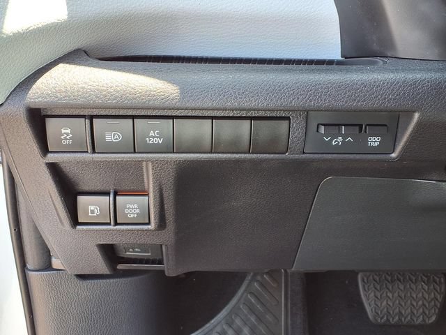 Used 2025 Toyota Sienna XLE w/ XLE Plus Package AWD/4WD image 13
