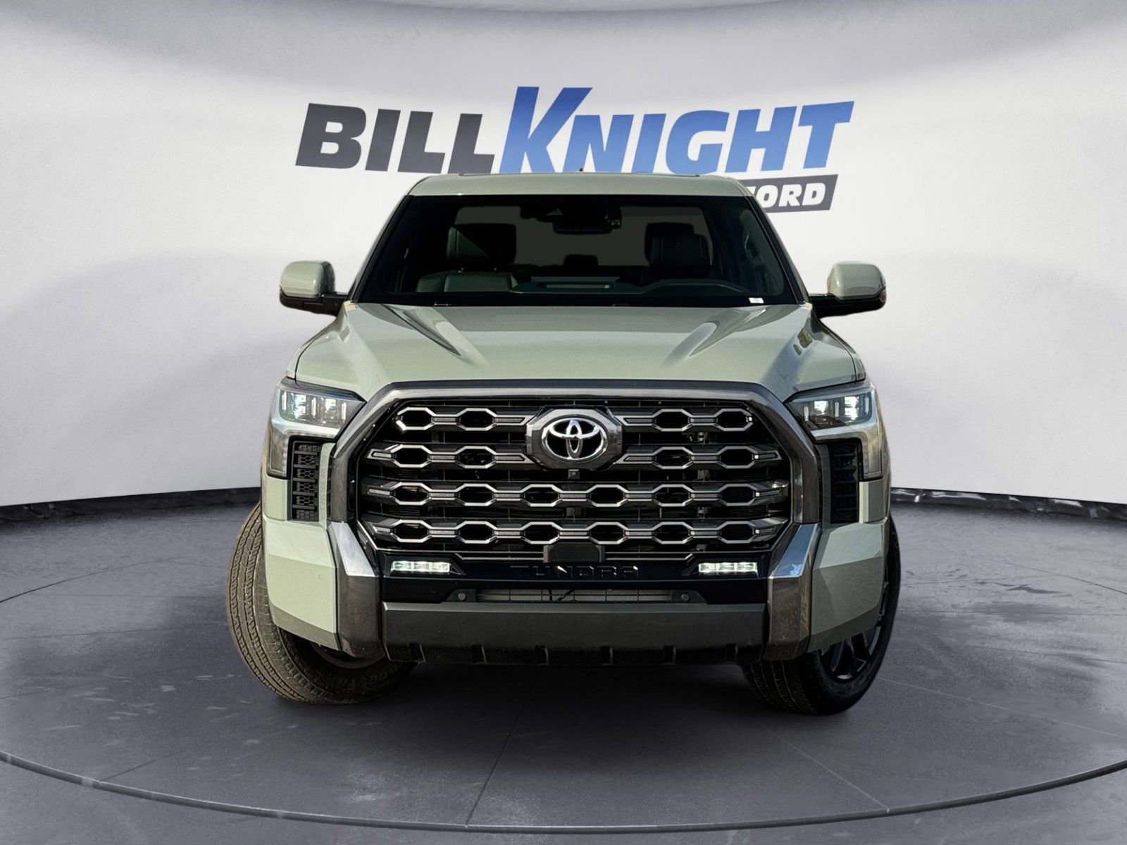 Used 2024 Toyota Tundra Platinum image 8