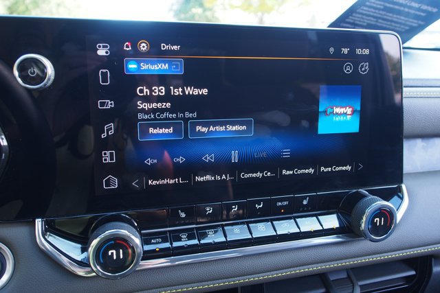 Used 2024 Chevrolet Colorado ZR2 w/ Technology Package AWD/4WD image 27